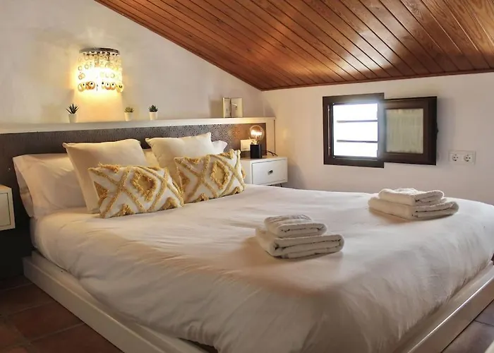 Atico 33 アパート ネルハ